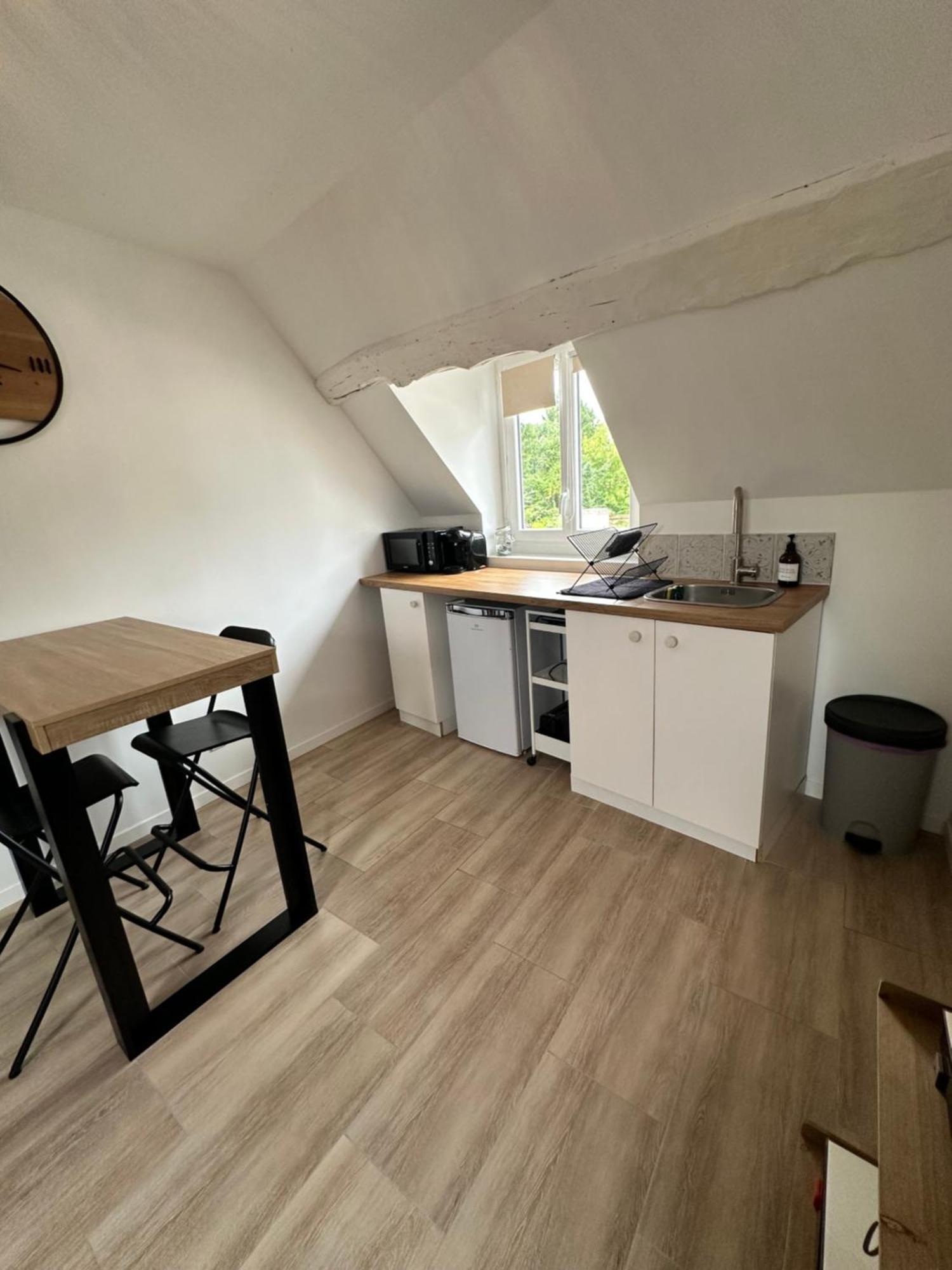 Appartements Pacy-Sur-Eure Eksteriør bilde