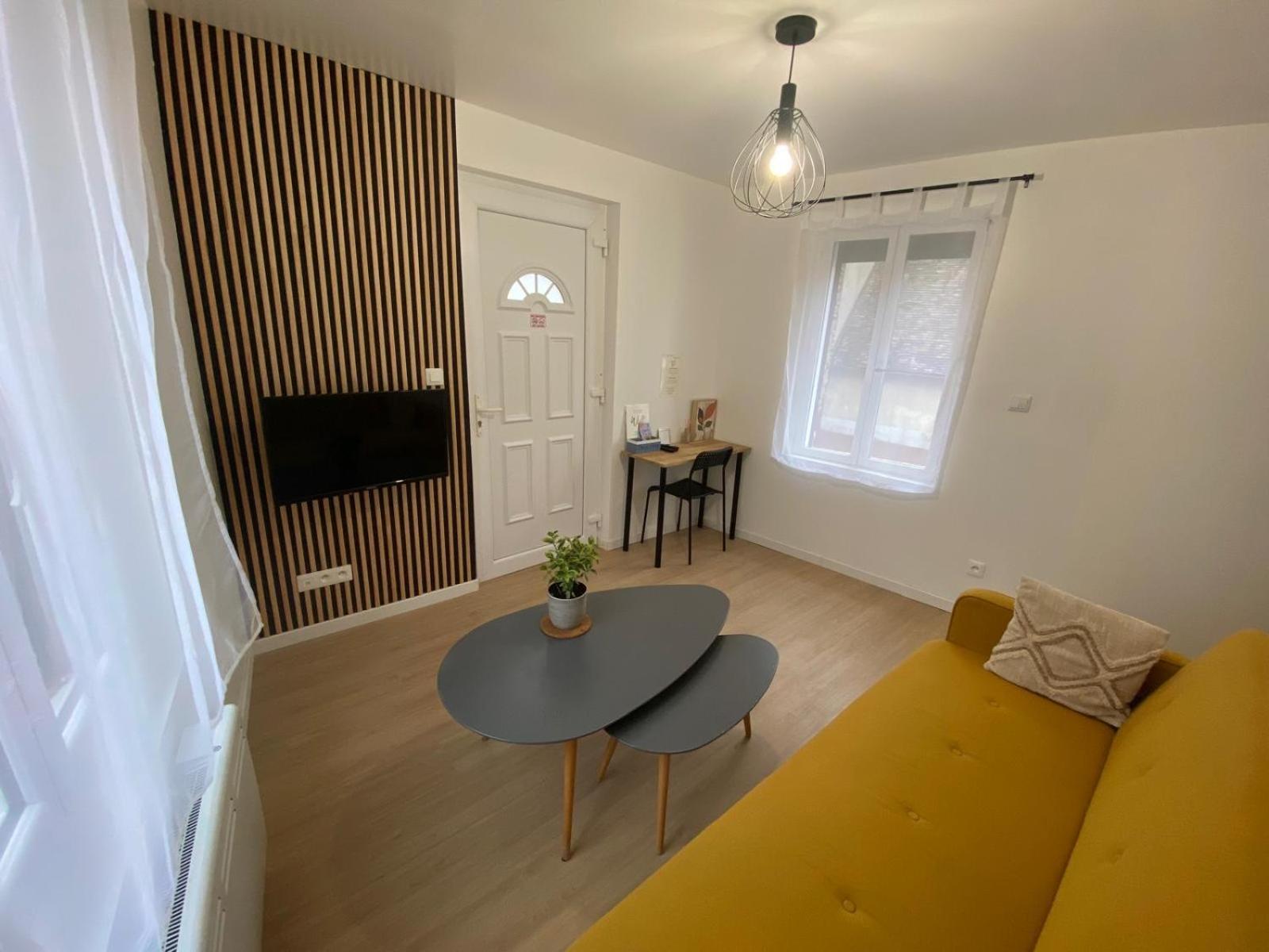 Appartements Pacy-Sur-Eure Eksteriør bilde
